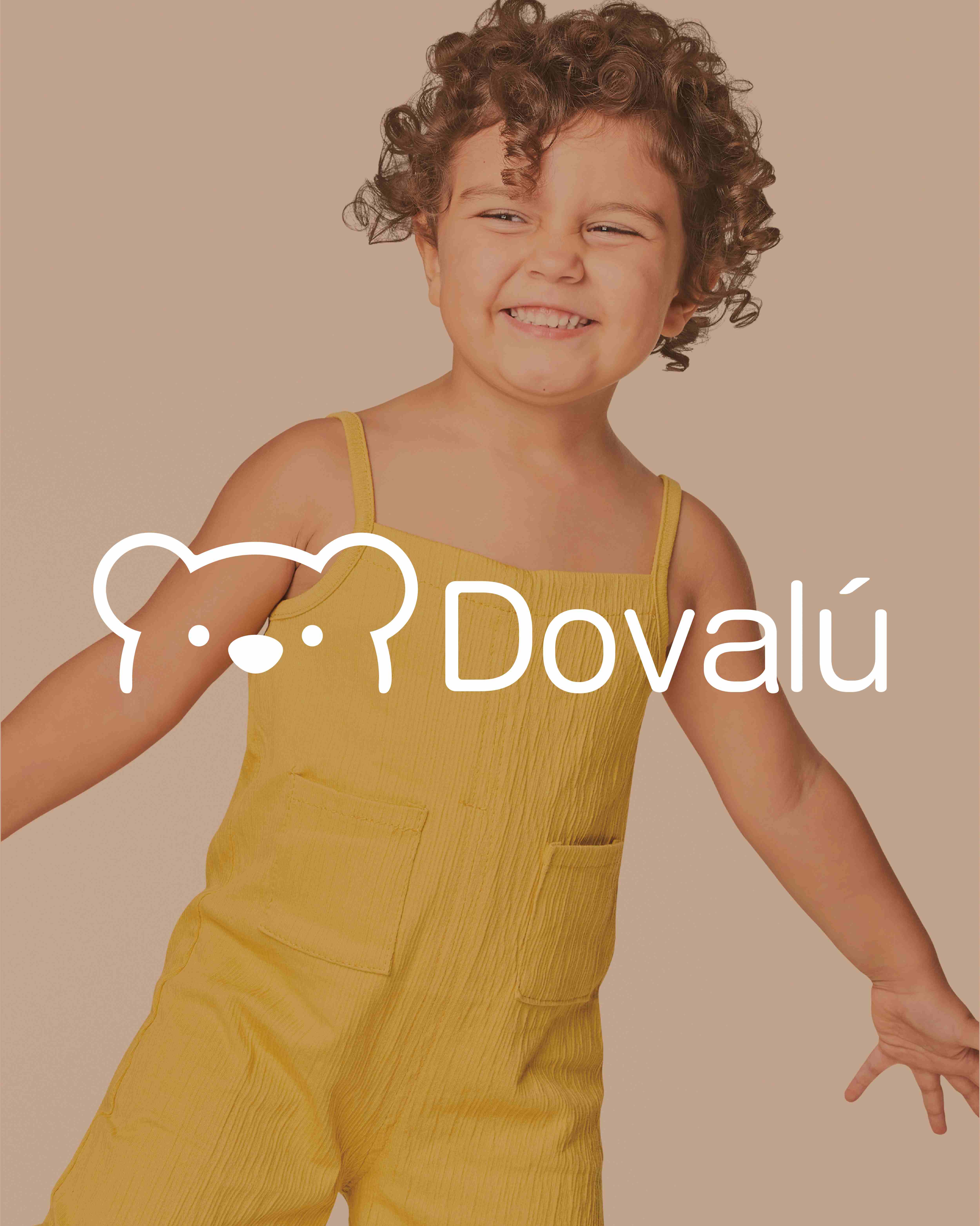 Značka Dovalú – logo, ikonka medvedíka, farebnosť a ukážka použitia