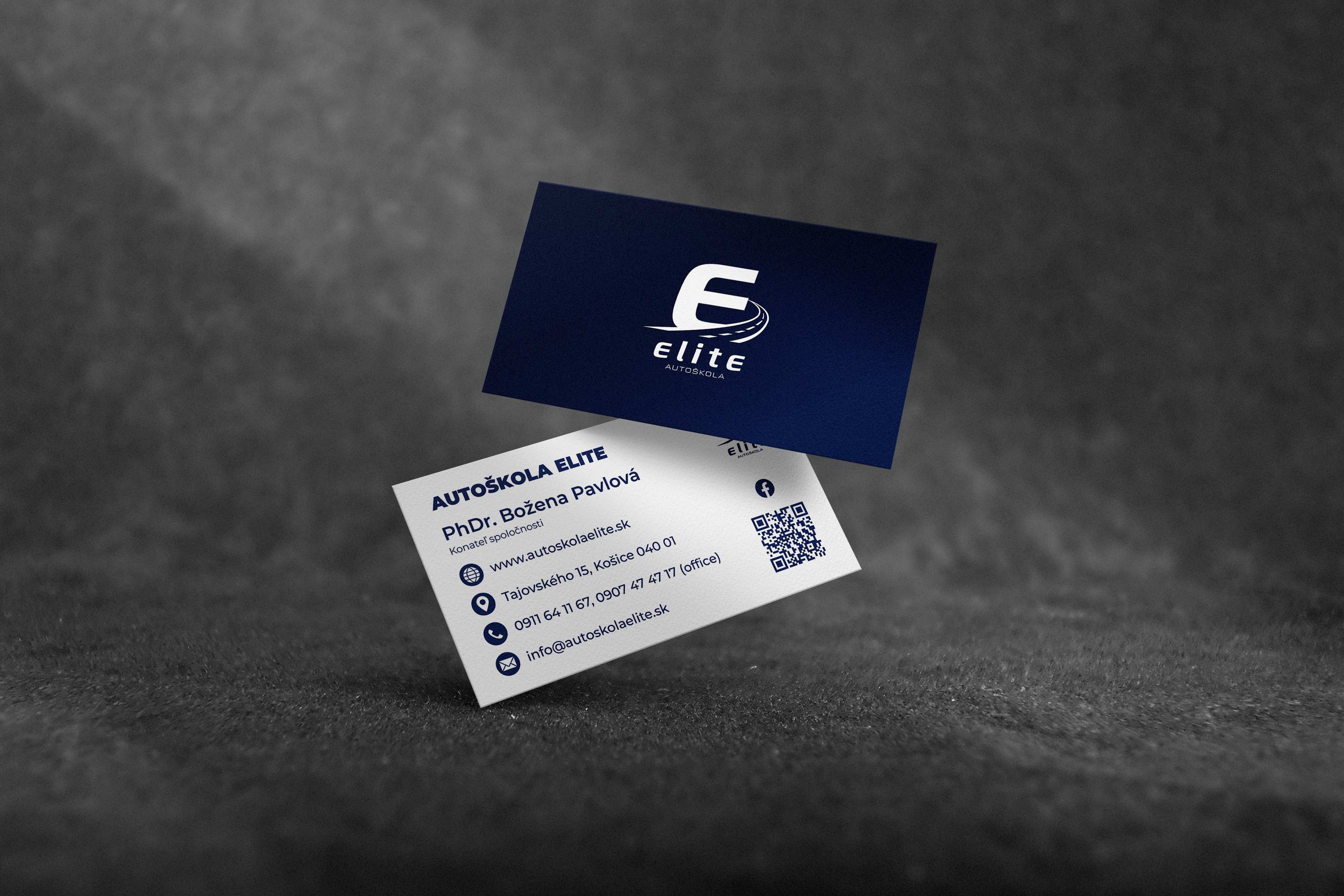 Obojstranné vizitky Autoškoly Elite s tmavomodrým pozadím, bielym logom, kontaktnými údajmi a QR kódom.